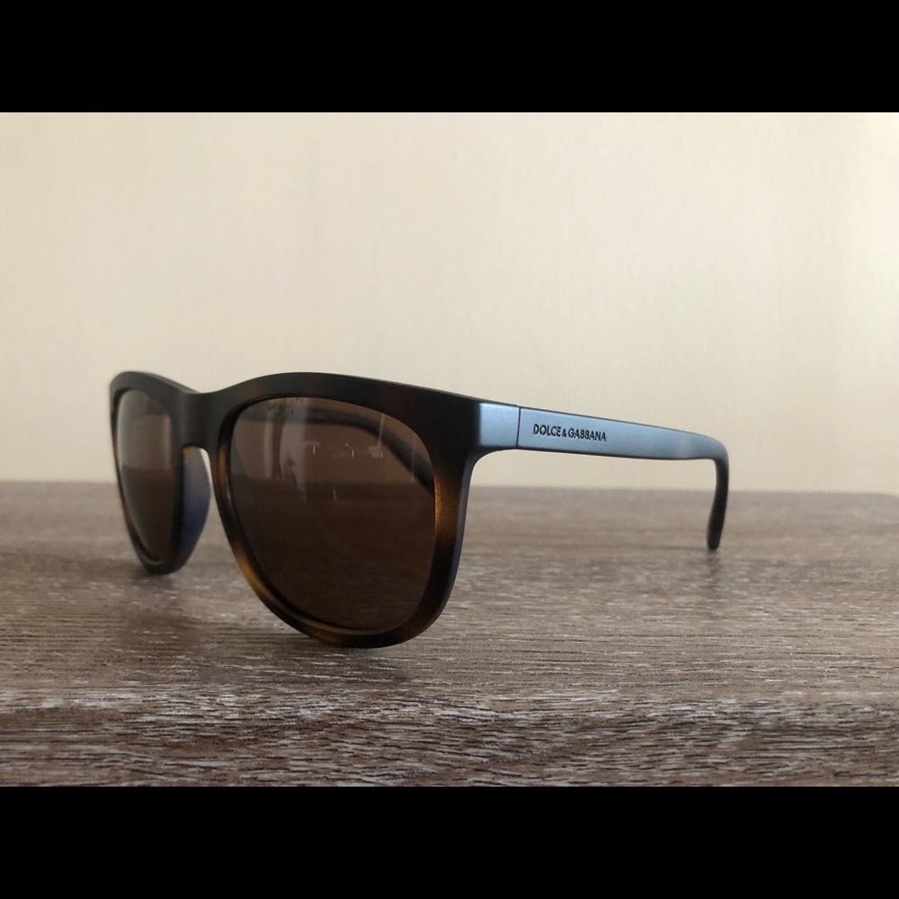 BRAND NEW Dolce & Gabbana DG6102 Sunglasses!!